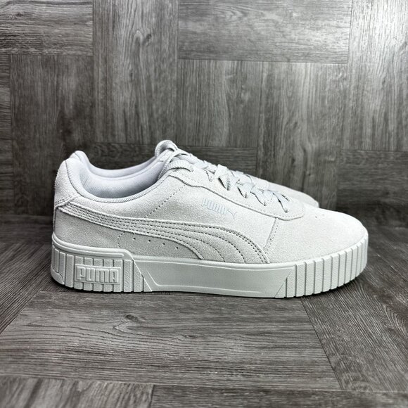 Puma Carina 2.0 Women's size 10 Suede Light Grey Casual Shoes - Picture 1 of 8